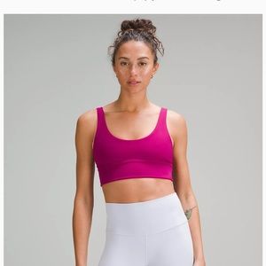 Lululemon sports bra